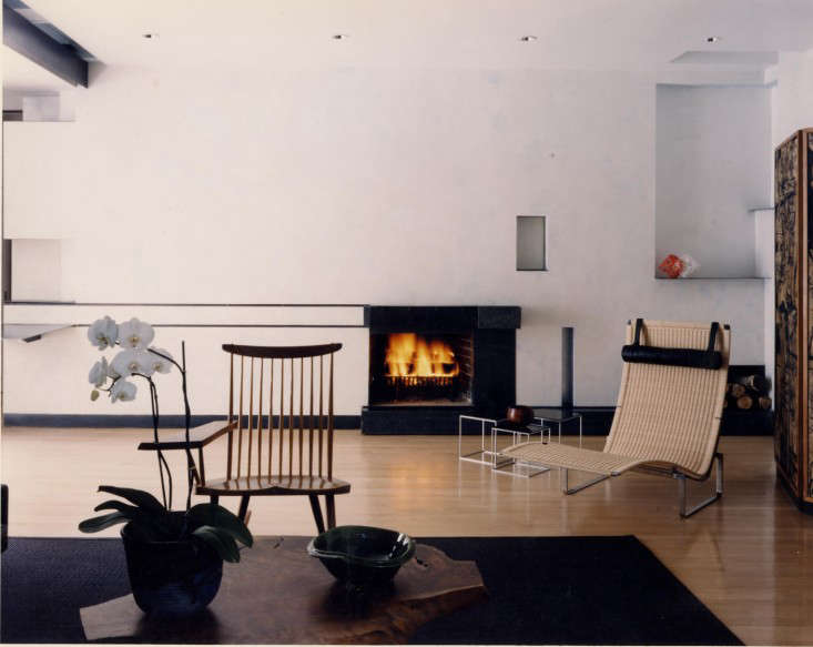 freund apartment, new york city. the living room is based on the five basi 7